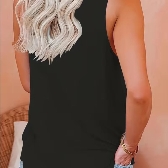 COPY - 😍BARBIE GRAFIC TEE🥰 - Picture 6 of 7